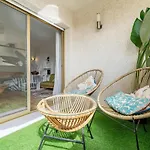 Pet Friendly + Pool + Park, 2 Minutes Away Salou