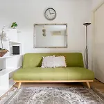 Pet Friendly + Pool + Park, 2 Minutes Away Apartment *
