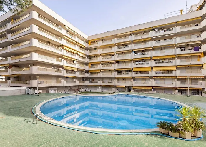 Pet Friendly + Pool + Park, 2 Minutes Away Lejlighed *