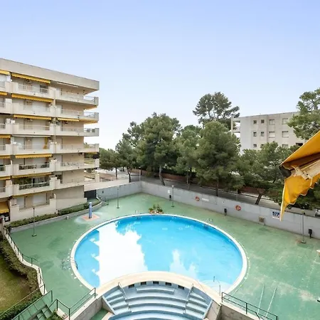 Διαμέρισμα Pet Friendly + Pool + Park, 2 Minutes Away